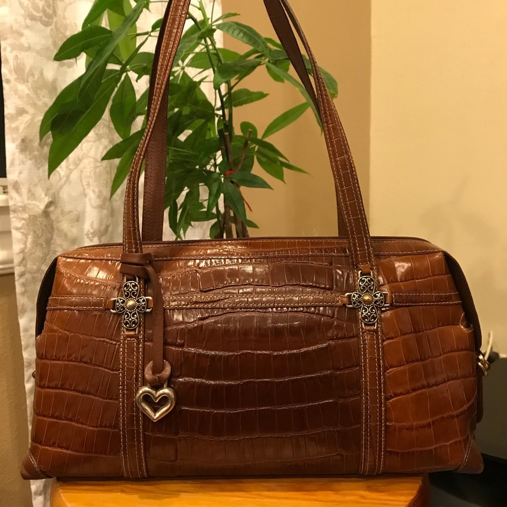 PRICE DROP Brown Brighton Croc Embossed leather purse